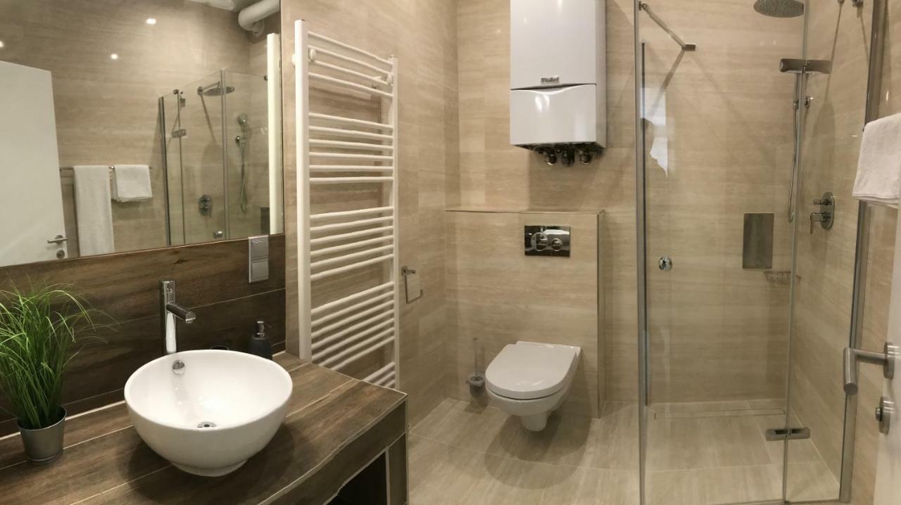 Modern City Apt, Next To Metro Bécs Kültér fotó